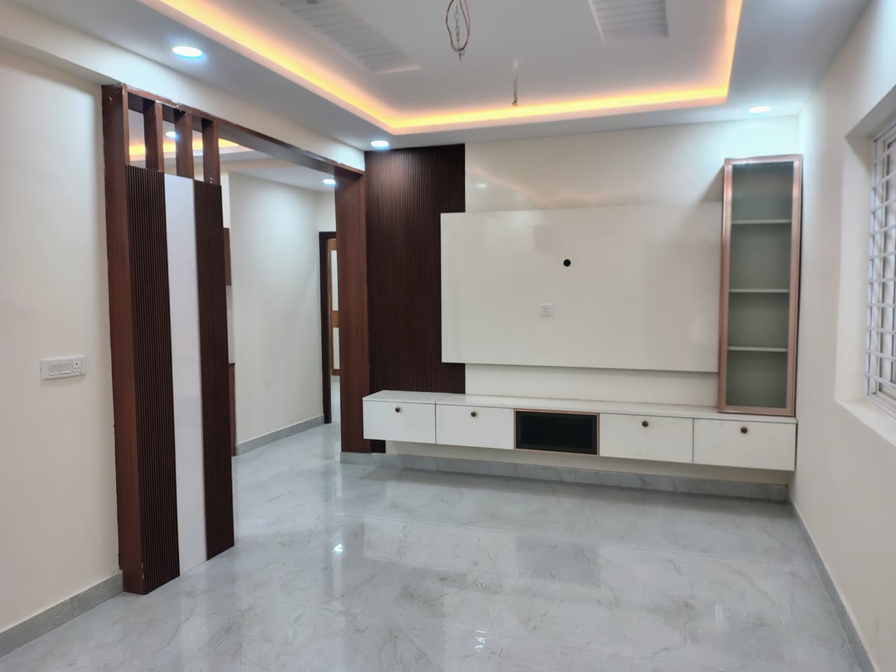 Gallery 10