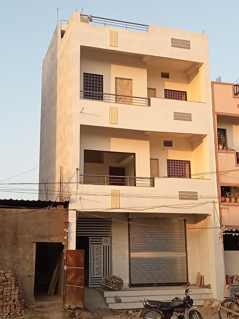 Parshionikar, Own house